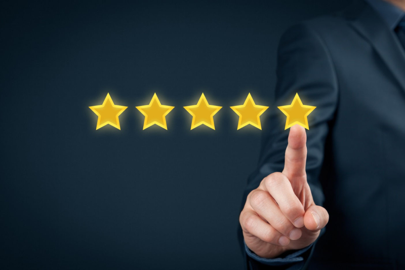 Customer posting their Reviews